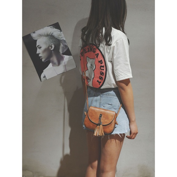 ⭐️LAST ONE⭐️ Crossbody Bag NWT - Picture 2 of 5